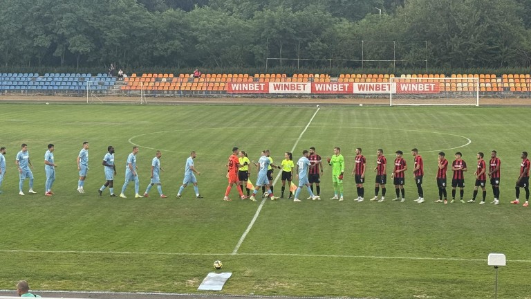 Локомотив София и Локомотив Пловдив завършиха 1:1 в контролен мач,