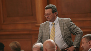 Правителството изтупва бизнеса като брашнен чувал, скочи Таско Ерменков