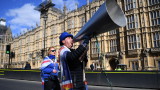  Три промени за Брекзит гласоподават в английския парламент 