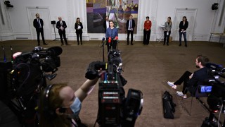 Дания реши да удължи с три седмици временното преустановяване прилагането