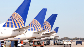 Компютърен срив приземи авиокомпания United Airlines