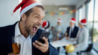 Как да оцелеем на офисното коледно парти