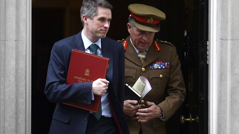 Лондон: Великобритания е в състояние на война заради кибератаките на Русия и Китай