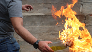 Нападение с два коктейла Молотов беше извършено срещу кубинското посолство