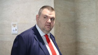 Лидерът на ДПС Ново начало Делян Пеевски разкритикува правителството на Росен