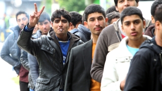 Половината бежанци у нас са млади мъже