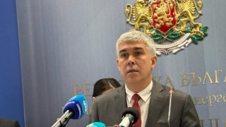 Служебният министър на енергетиката Владимир Малинов заминава на работно посещение