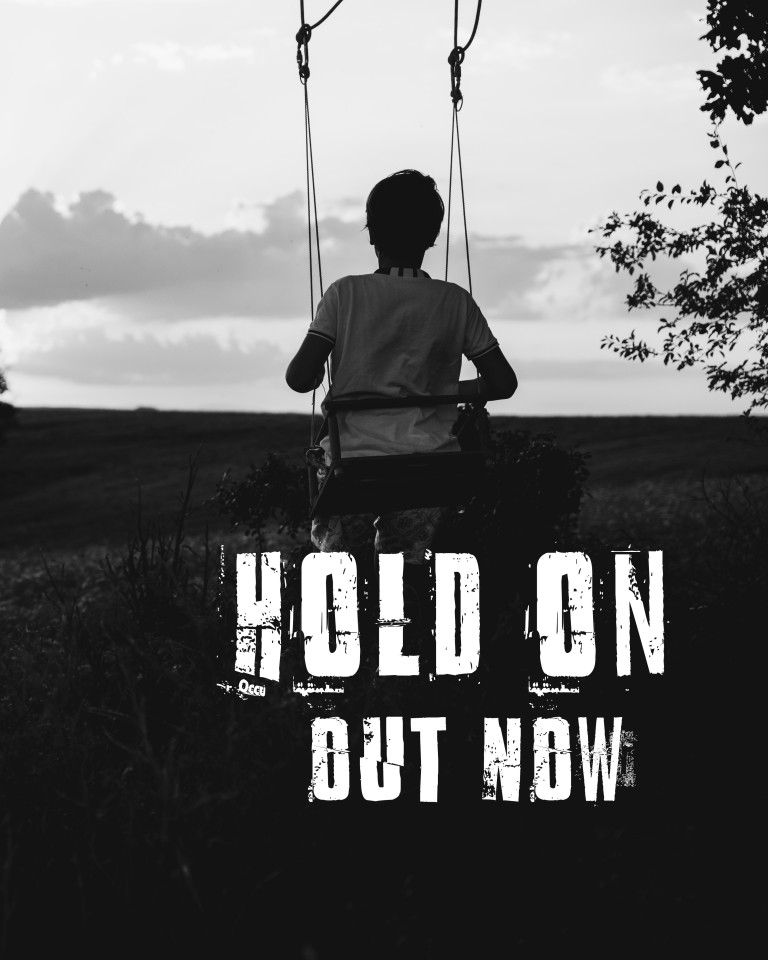 Кадри от "Hold On"