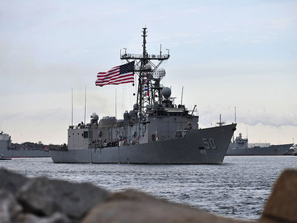 Американски боен кораб акостира в Грузия