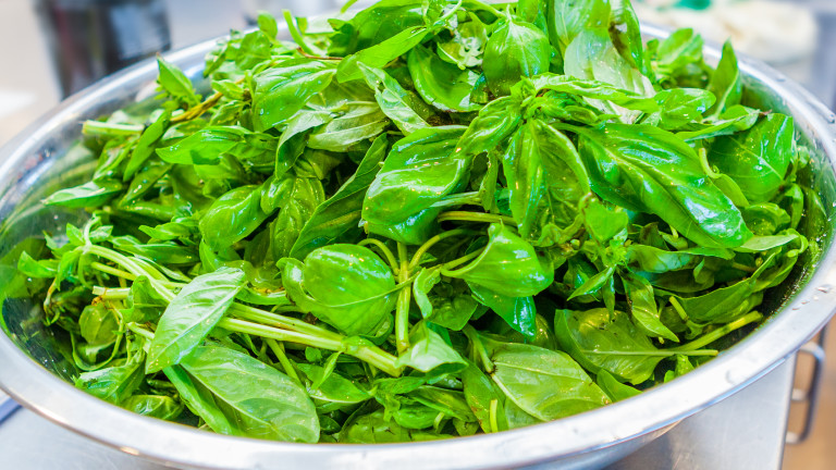 Трикът, с който да направим увехналите зеленчуци отново свежи