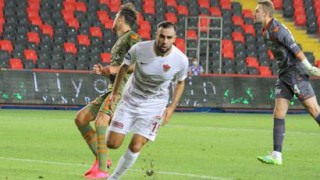 Дебютантът елита на Турция Хатайспор поднесе голямата изненада в първия