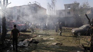 Серия от експлозии и стрелба разтърсиха афганистанската столица обявиха властите