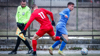 Левски 1 0 Струмска слава 45′ ИГРАТА СЕ ПОДНОВЯВА