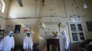 Въоръжени мъже са нахлули в колеж в пакистанския град Пешавар