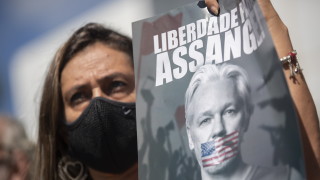Адвокатите на основателя на WikiLeaks Джулиан Асандж заявиха пред Върховния