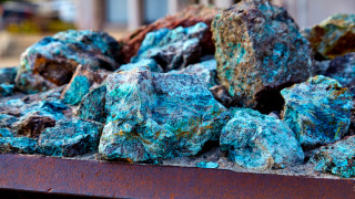 Япония планира да започне добив на металите кобалт и никел