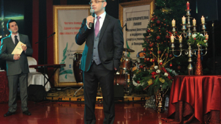 Частен съдебен изпълнител дари ДЮШ на Локо (Пд) и Спартак