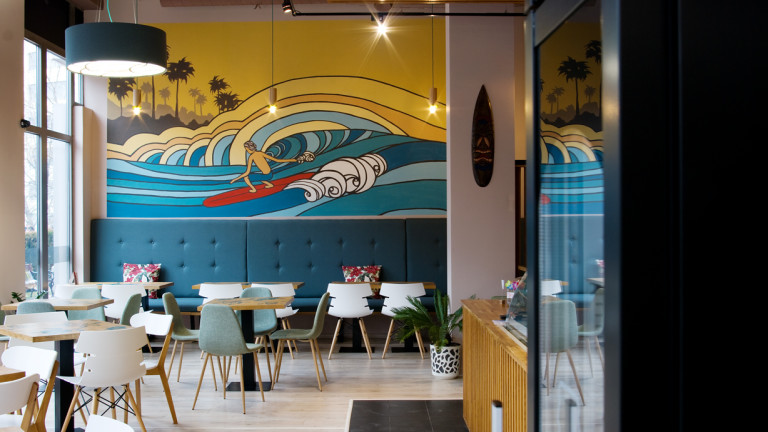 Honu Hawaiian BBQ & Pokѐ - ново място за хавайски специалитети в София