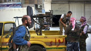 Сирийски бунтовници превзеха щаб на джихадисти в Алепо