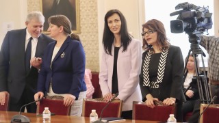 ГЕРБ все пак покани отново ПП/ДБ за среща с Габриел