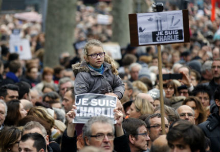 Изключителни мерки за сигурност на днешното шествие в Париж, издирваната Бумедиен е напуснала Франция
