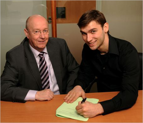 Иванович дебютира за Челси в сряда