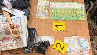 Петима души са задържани за купуване на гласове при полицейска