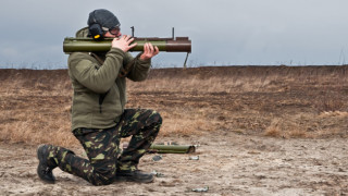 В Украйна определиха за тероризъм нападение с РПГ над полски туристически автобус 