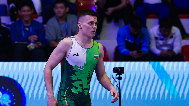 Trois Bulgares se sont retirés de la Coupe du monde des moins de 23 ans à Tirana Trois Bulgares se sont retirés de la Coupe du monde des moins de 23 ans à Tirana