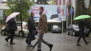 Албания провежда днес парламентарни избори предаде АП Вотът ще се