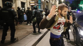 Над 1313 души са арестувани в 38 руски градове съобщи