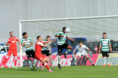 Курьор отказа Пирин от първа победа на "Тича" 