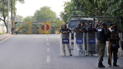 Полиция блокира дома на бившия пакистански премиер