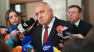 Лидерът на ГЕРБ Бойко Борисов честити победата на партия Величие