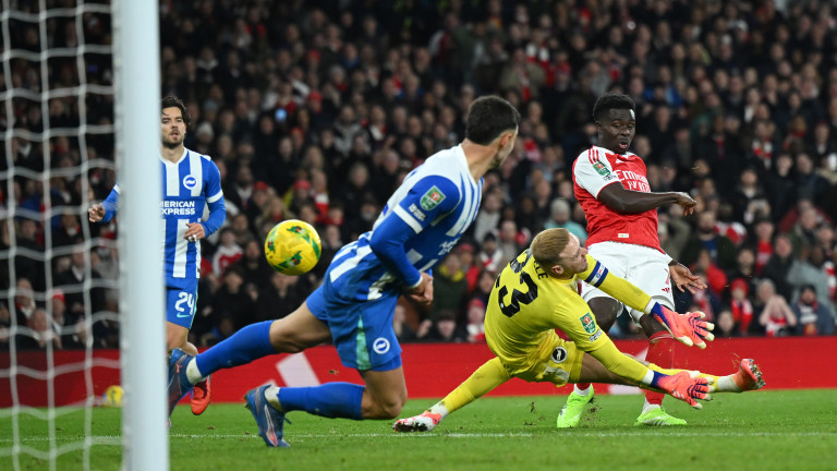 Арсенал се класира за 1/4-финалите на Карабао Къп след рутинна победа над Брайтън