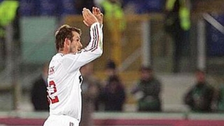 Милан предлагат 5 милиона евро, за да остане Дейвид Бекъм
