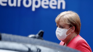 Канцлерът на Германия Ангела Меркел заяви че драстичните мерки които