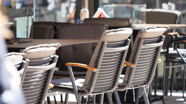 Ресторантьорите се разбунтуваха срещу новите реформи в платеното паркиране в София