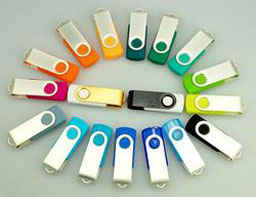 Поредна USB флашка претендира за най-малка
