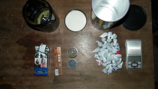 Криминалисти заловиха разградски дилър У мъжът са намерени 73 пакета