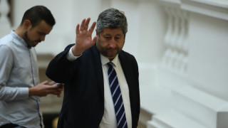 Радев се обявява за говорител на интересите на Путин Той