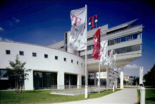 Служителите на Telekom на протест срещу промените