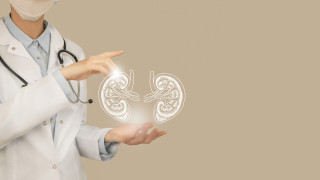 През октомври 2020 г Бил Сумиел има тежък ден 71 годишният