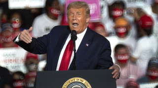 От Флорида президентът на САЩ Доналд Тръмп възобнови кампанията си
