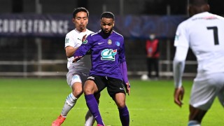 Йоан Бай преговаря с ЦСКА съобщават медиите във Франция цитирани от