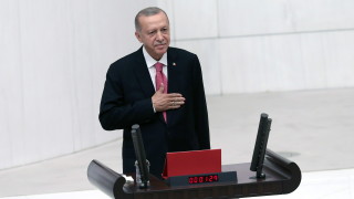 С тържествена церемония турският президент Реджеп Тайип Ердоган положи клетва