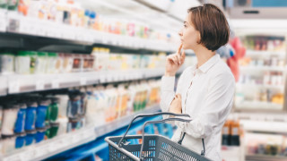 Хората по света във все по голяма степен се водят от