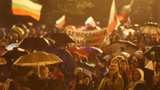 Протестът преживява своята криза на легитимността и доверието Това заяви