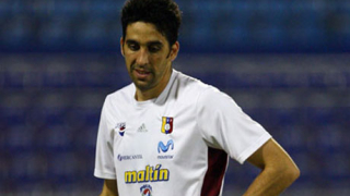 Алехандро Сичеро подсили китайци