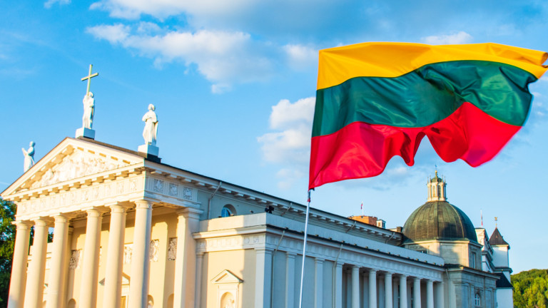 Министърът на финансите на Литва обяви, че ще предложи временен
